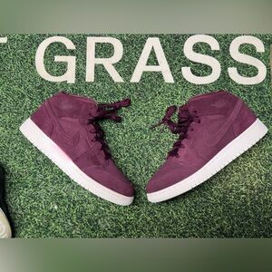 Jordan 1 Mid Bordeaux